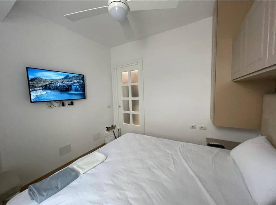 P&l Seaside Luxurious Apartament Golem (Tirana)