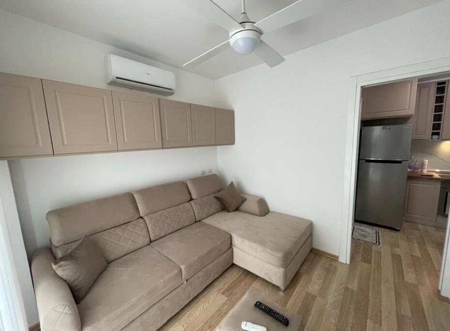 Apartament P&l Seaside Luxurious Golem (Tirana)